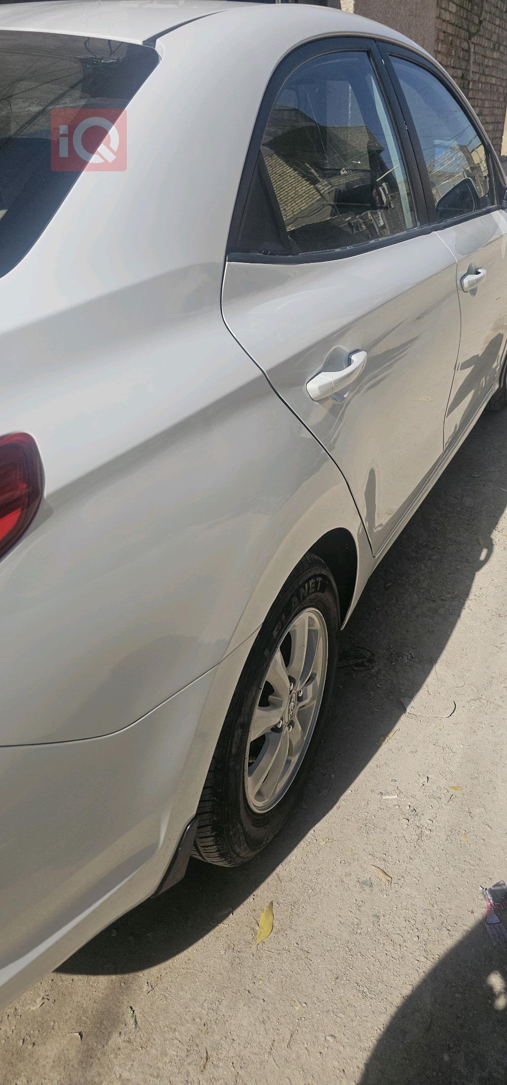هيونداي رينا